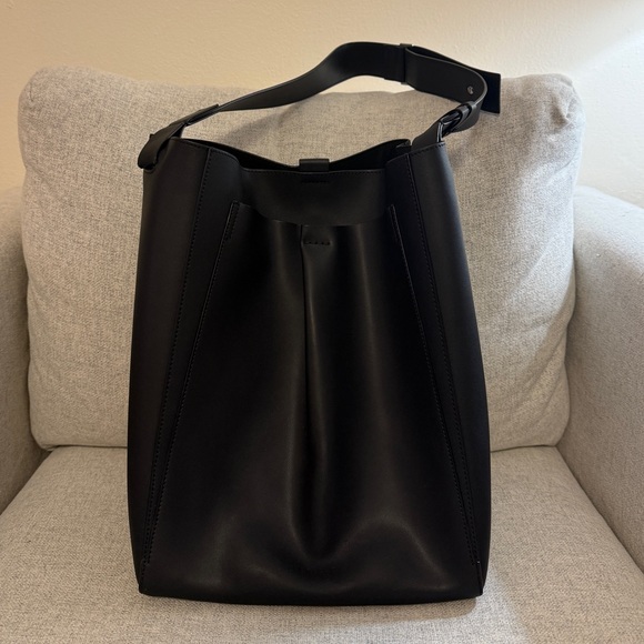 Everlane Studio Bag